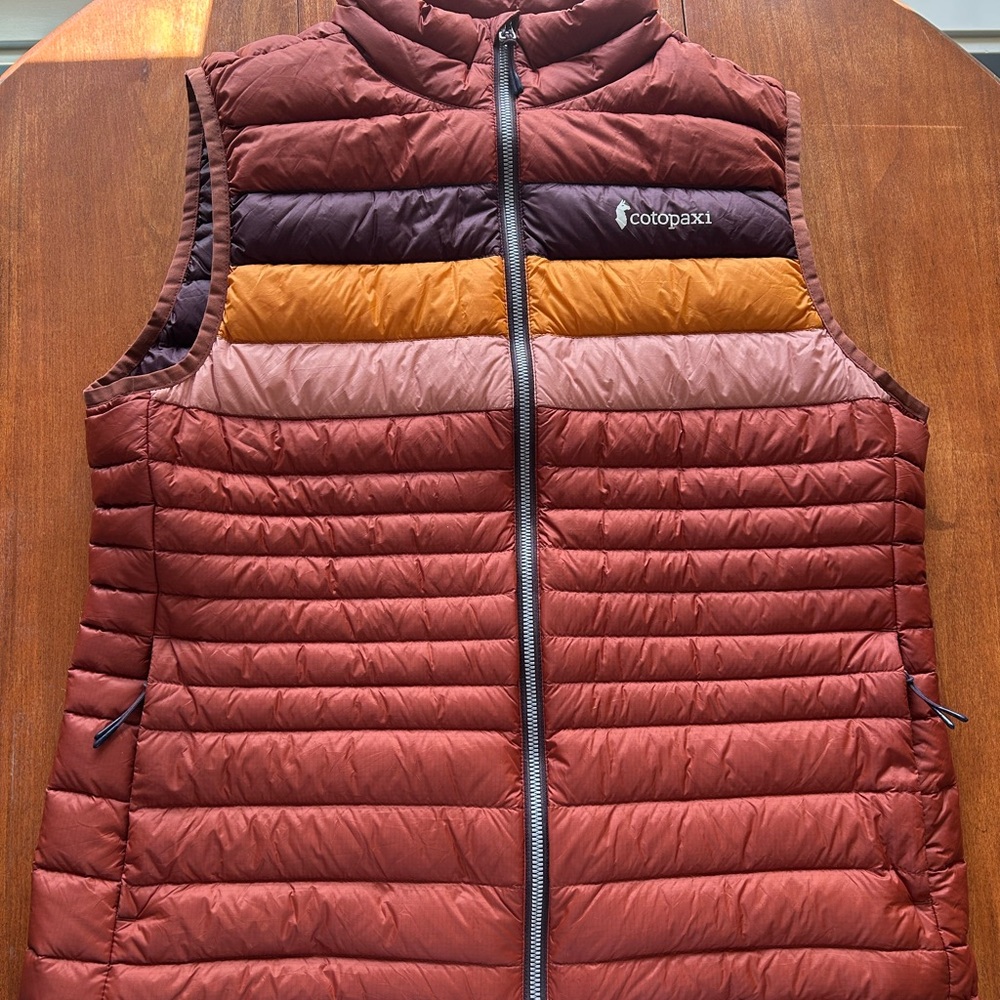 Cotopaxi Multicolor Puffer Vest - L